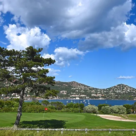 Le Village - C4221 By Interhome アパート Saint-Raphaël
