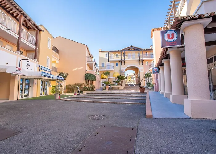 Daire Le Village - C4221 By Interhome *