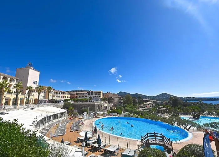 Le Village - C4221 By Interhome Daire Saint-Raphaël