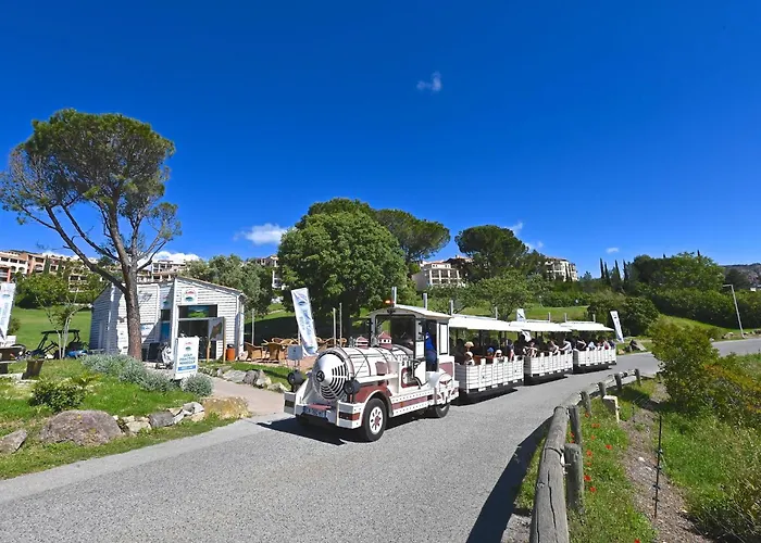 Le Village - C4221 By Interhome Daire Saint-Raphaël